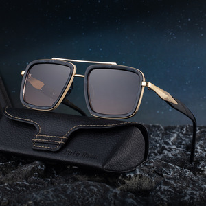 Lunettes de soleil polarisées carrées pour hommes Rolo Haus, monture noire en métal et plastique, verres TAC UV400, protection solaire classe 2, ZS-98353P - Product Image 4