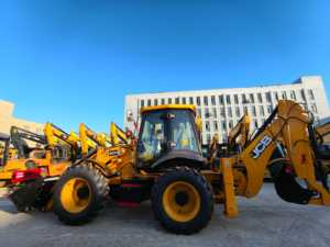 Nouvelle chargeuse-pelleteuse JCB 4CX en excellent état, économie de carburant, sans fuites d'huile ni fumée noire, moteur puissant et stable, en stock - Product Image 1