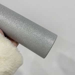Livraison Gratuite – Gobelet Sublimation 20oz Fin et Droit Argenté Pailleté pour Impression à Chaud - Product Image 3