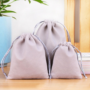 Sac de sport en tissu recyclé flexible, idéal pour l'entraînement, le sport et la gym, léger et facile à transporter. - Product Image 5