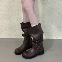 Bottes hautes pour femmes, nouvelle collection automne/hiver 2026, style à semelle épaisse, plissées, souples, pour mollets larges, avec ceinture