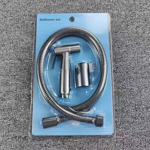 Set di Tre Pezzi in Acciaio Inossidabile per Bidet con Pistola Spray, Kit Doccia con Ugello Potenziato per Pulizia del Bagno - Product Image 6