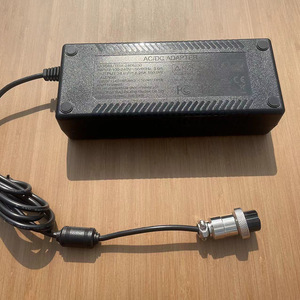 Adaptateur AC/DC 24V 7.5A 180W avec certifications de sécurité multinationales pour les appareils de stockage d'énergie - Product Image 3