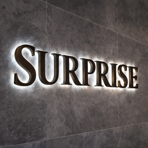 Enseigne lumineuse LED en métal 3D personnalisée pour les magasins de détail, les cafés, les boutiques de desserts, les salons de coiffure, les façades, les halls d'entrée - Product Image 1