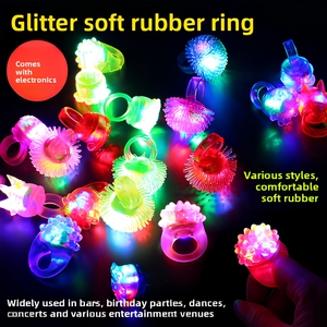 Anelli in gomma LED lampeggianti, giocattoli luminosi da dito per feste, a forma di cuore e corona, morbidi in plastica fluorescente, stile fragola per bambini - Product Image 2