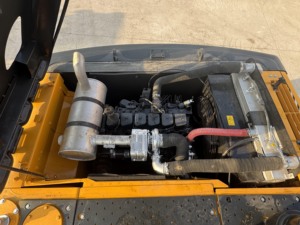 Excavatrice Hyundai 220LC 9S de seconde main au meilleur prix machine hydraulique de 22 tonnes pour les mines de carrière et les applications de construction - Product Image 5