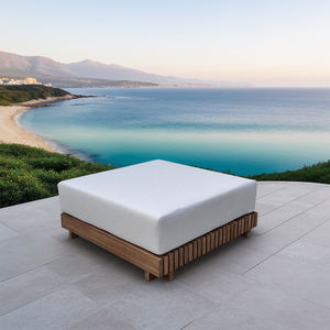 लक्जरी 4-सीटर आउटडोर फर्नीचर उद्यान सोफे सेट और विला होटल के लिए टेबल गार्डन सेट - Product Image 4