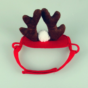 DAMAI Mini Cape Festive avec Écharpe en Cornes de Renne, en Flanelle Douce, Tenue Décorative de Fêtes, pour Fête de Noël et Présentation, Ensemble de Costume de Noël - Product Image 4