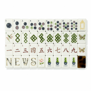 Juego de Mahjong Americano Butterfly Garden, Fichas Acrílicas de 1.44 Pulgadas con Diseño de Caparazón de Tortuga, 160 Piezas, Diseño Floral Botánico con Alas, de Lujo, de una Sola Cara - Product Image 2
