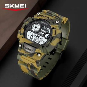 นาฬิกา SKMEI 2403 สายเรืองแสง กันน้ำ นาฬิกาจับเวลา จอ LED แสดงผลแบบดิจิตอล นาฬิกาข้อมือกีฬาสำหรับผู้ชาย - Product Image 2
