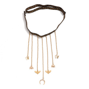 Chaîne de corps élastique imprimé léopard avec pampille dorée et pendentifs papillon, éléphant, lune pour femme – Idéale pour la plage - Product Image 5