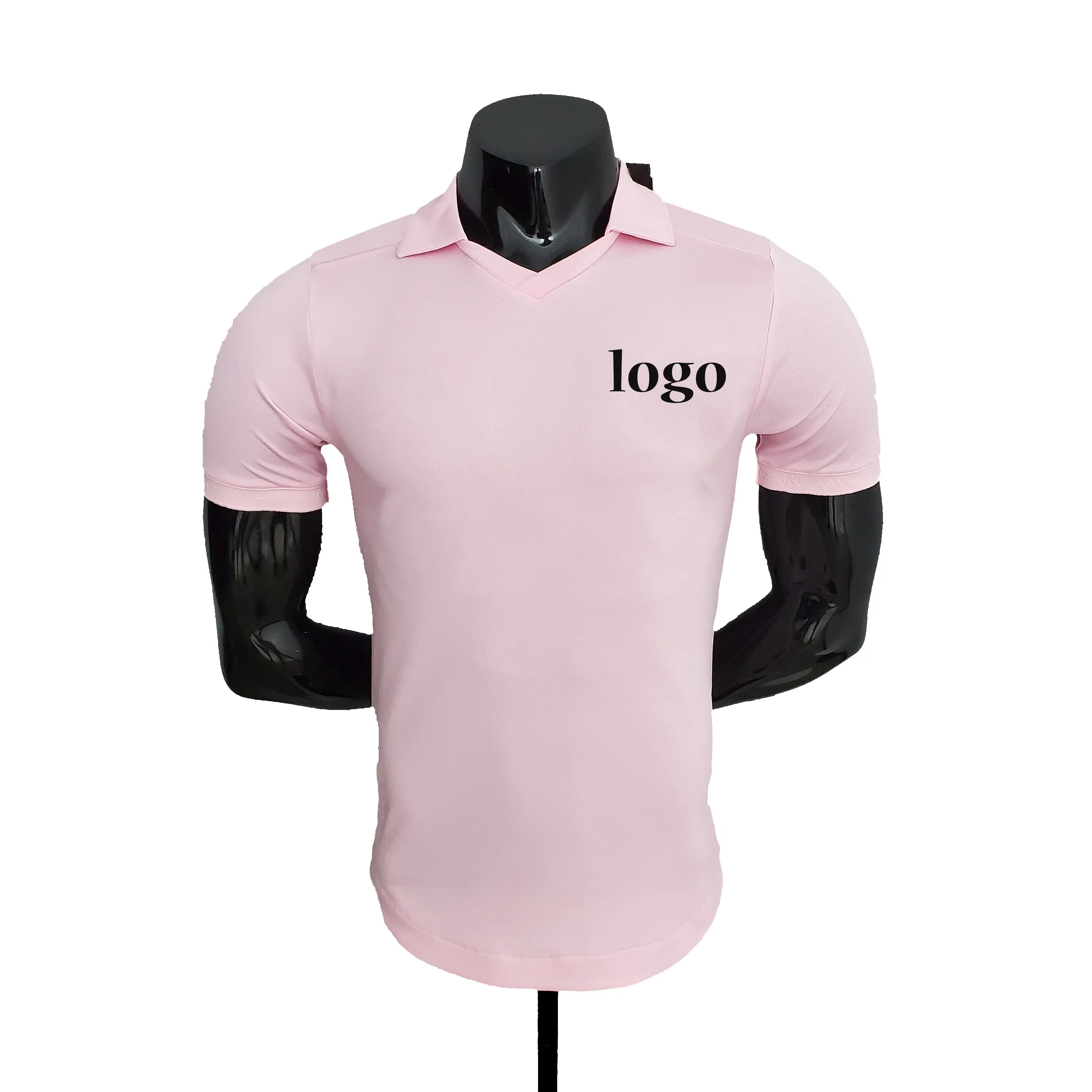 सबसे गर्म उच्च गुणवत्ता वाले फुटबॉल क्लब पुरुषों की छोटी आस्तीन गुलाबी फुटबॉल जर्सी खेल
