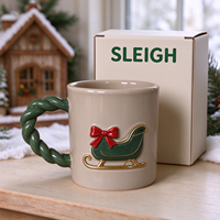 Mug en céramique vert sauge personnalisé pour Noël, tasse à café en grès avec sapin de Noël en relief 3D, poignée torsadée, cadeau de Noël, mugs pour la vente en gros