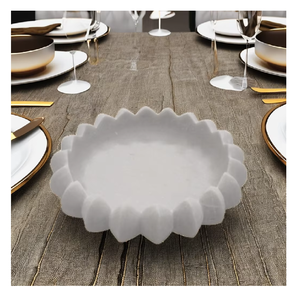 Bol floral en marbre blanc poli Produit artisanal en pierre élégante - Product Image 1