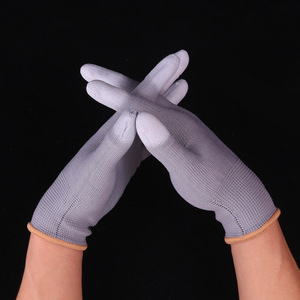 Gants de travail gris antidérapants avec revêtement PU pour usine d'électronique, usage général, 13 points de couture, texture lisse, sans latex - Product Image 1