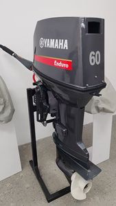 Moteur hors-bord <span class=keywords><strong>essence</strong></span> Yamaha neuf, 60 CV, 2 temps, <span class=keywords><strong>d</strong></span>émarrage électrique, avec commande à canne, arbre long et court - Product Image 2