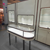 Loja de Joias de Luxo Personalizada Sundo, Design de Interiores, Vitrine de Vidro com LED em Creme Dourado, Mobiliário para Loja