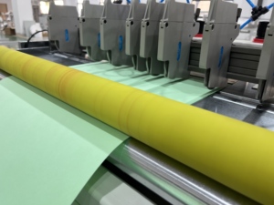 Máquina Plegadora de Papel Automática Tongchen, 380V, Motor PLC, 0-300 <span class=keywords><strong>Hojas</strong></span>/Min, 1 Año de Garantía - Product Image 5
