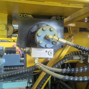 Plataforma de Perforación de Pozos de Agua de Alto Rendimiento <span class=keywords><strong>JR500</strong></span>, Diseñada Específicamente para Condiciones Geológicas Difíciles en la Perforación Minera - Product Image 6