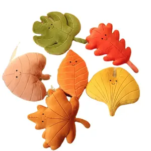 Feuille personnalisée en peluche tendre feuille jouets rouge automnal érable ginkgo feuilles enfants cadeaux