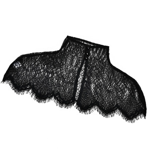 Robe longue de soirée asymétrique moulante noire en dentelle à col halter pour femme - Product Image 6