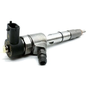 Inyector de Combustible 4D95 QSB3.3 B3.3 0445110307 6271-11-3100 4941109 4955415 para Excavadora Komatsu, Bomba Inyectora Diésel - Product Image 1