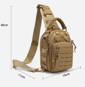 Bolso Táctico Deportivo Cruzado para Hombre DFCB01, Impermeable, de Nailon, con Corte Láser y Sistema Molle - Product Image 6