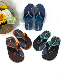 Sandales pantoufles personnalisées de <span class=keywords><strong>luxe</strong></span> pour hommes Nouveau Chappal Deigns Tongs pour hommes pantoufles - Product Image 6