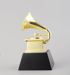 Trophées Grammy 22 cm, récompenses en métal de haute qualité, alliage de zinc doré, <span class=keywords><strong>trompette</strong></span> musicale, souvenirs, trophée Grammy personnalisé - Product Image 3