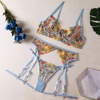 Soutien-gorge à fleurs jaune perspective sexy jarretière string anneau de jambe ensemble de lingerie