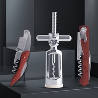 Ensemble professionnel de 4 ouvre-bouteilles en acier inoxydable avec coffret cadeau en bambou, tire-bouchon manuel, verseur, bouchon, kit d'accessoires de bar