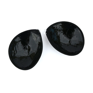 Sujetador Adhesivo de Silicona Invisible Innovador con Pegamento Bio, Aplicación Manual, Resistente al Sudor, para Vestidos de Noche y Bodas - Product Image 3
