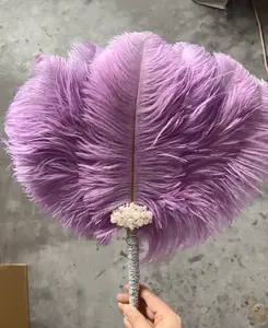 Éventails de mariage traditionnels avec plumes Burlesque White Large Feather Hand Fan Éventails à main en plumes d'autruche pour cadeaux et artisanat