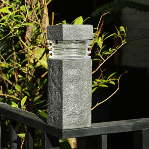 Lámpara Solar de Jardín, Lámpara de Columna de Piedra LED para Exteriores, Resistente al Agua, Independiente, Alimentada por Energía Solar, Garantía de 3 Años - Product Image 3