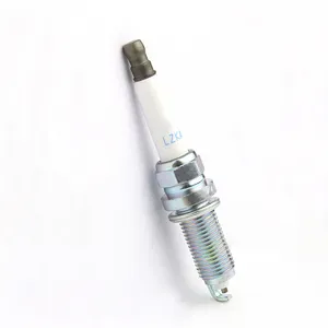 Pezzi di ricambio 6799 LZKAR7A produttore di candele per auto per motore Honda factory direct spark plug