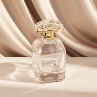 Vente en gros de flacons de parfum carrés vides de 50 ml, flacon pulvérisateur en verre rectangulaire pour l'emballage de parfum