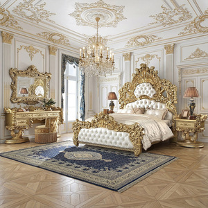 Muebles de Dormitorio de Lujo Estilo Francés, Cama de Madera Tallada Completamente Dorada con Cuero Acolchado para Decoración de Villas y Palacios Reales - Product Image 1