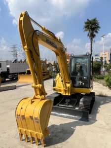 Excavatrice Komatsu PC56-7 PC55MR PC35 PC30MR 5 tonnes d'occasion en stock à vendre Livraison mondiale PC55MR-2 PC60-7 - Product Image 2