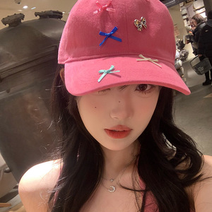 <span class=keywords><strong>Gorra</strong></span> de béisbol coreana <span class=keywords><strong>con</strong></span> lazo rosa, versátil para mujer, para cabeza grande, que estiliza el rostro, <span class=keywords><strong>con</strong></span> visera de pato y ala ancha. - Product Image 1