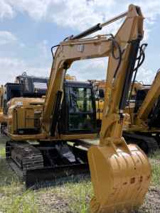 Excavatrice CAT 307E2 d'occasion en bon état, chenilles durables, train de roulement robuste, cabine confortable, moteur d'origine en stock - Product Image 4