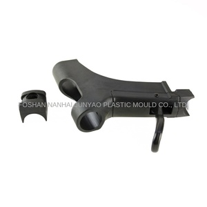 Corps principal de fauteuil roulant électrique de moulage de qualité avec 25 pièces en plastique de retrait de pied de tuyau pour la jambe mobile facile de fauteuil roulant - Product Image 1