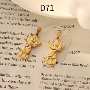Venta al por Mayor de Dijes de Acero Inoxidable con Baño de Oro, Diseño Variado, Estilo Vintage, para la Fabricación de Joyería - Product Image 2