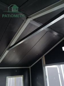 Casetta <span class=keywords><strong>da</strong></span> <span class=keywords><strong>Giardino</strong></span> in Plastica per Esterni con Pavimento, Ampio Spazio, Ripostiglio per Attrezzi <span class=keywords><strong>da</strong></span> <span class=keywords><strong>Giardino</strong></span>, Robusta Casetta <span class=keywords><strong>da</strong></span> Esterno con Porta Chiudibile a Chiave per Biciclette - Product Image 5