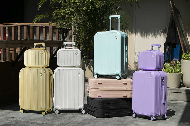 Multi-Functional Business Travel Luggage Candy Color PC Trolley ...