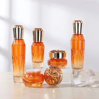 Désodorisant de voiture intelligent de luxe 50ml diffuseur de pulvérisation d'huile essentielle tableau de bord évent aromathérapie bouteille de parfum de voiture boîte-cadeau