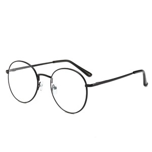 Nuevas <span class=keywords><strong>gafas</strong></span> antiazules Venta al por mayor Moda Metal Fame Retro Redondo Unisex Ojo Espejo de luz plana - Product Image 6