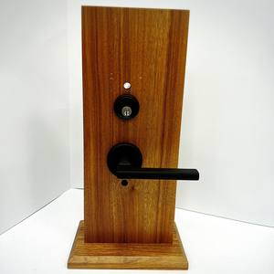 Juego de cerraduras de puerta premium con manija cuadrada en negro mate para todo tipo de cerraduras de embutir modernas para oficinas. - Product Image 2