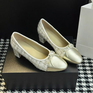 Zapatos planos de punta redonda, cómodos y ligeros, de la serie CC de marca original, con estilos modernos para mujer. - Product Image 1