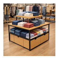 Boutique de meubles, vêtements et tables gigognes personnalisées