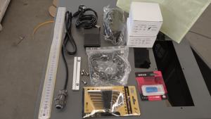 Machines UV d'inscription de laser en verre de JPT 5W avec la lentille d'Opex de taille de 300*300mm - Product Image 6